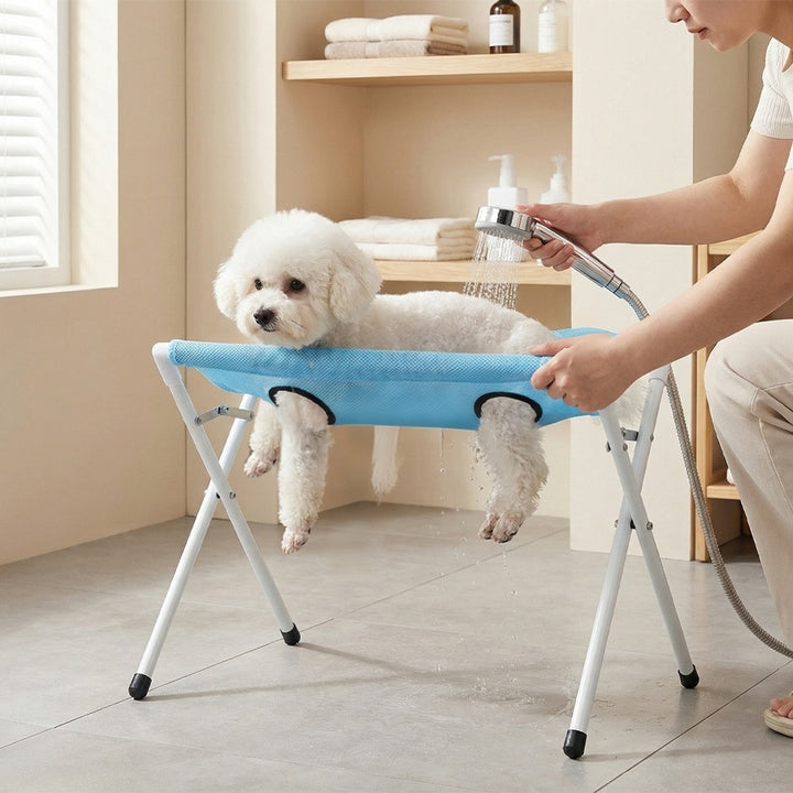 Pet bathing stand