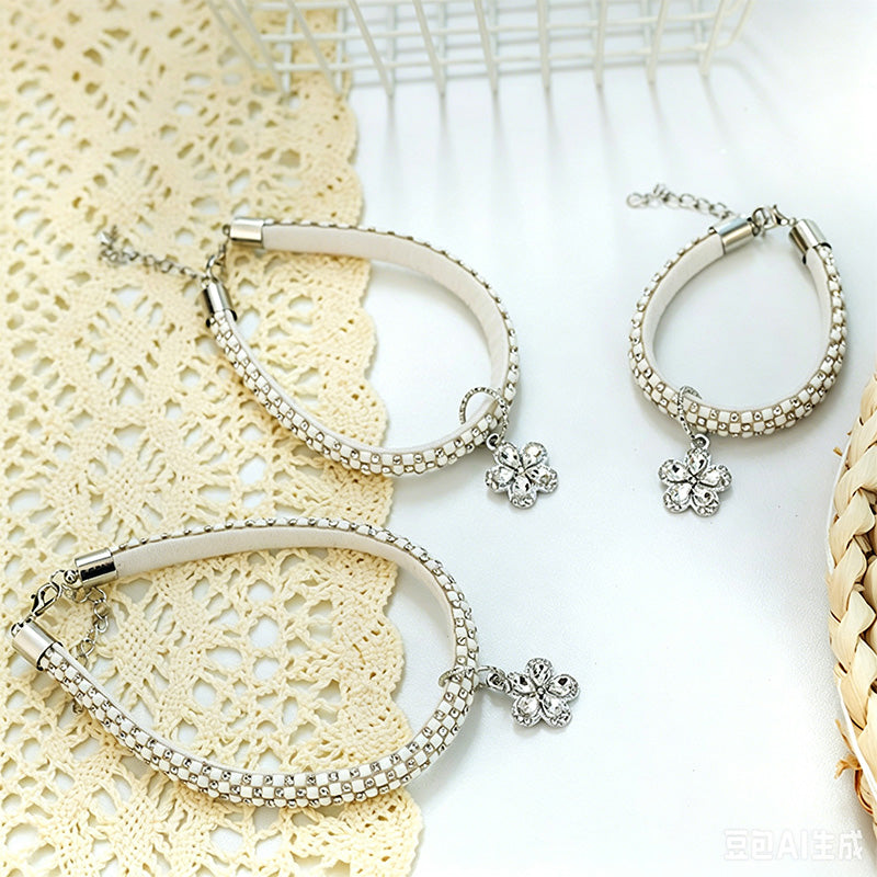 Adjustable rhinestone flower pet collar