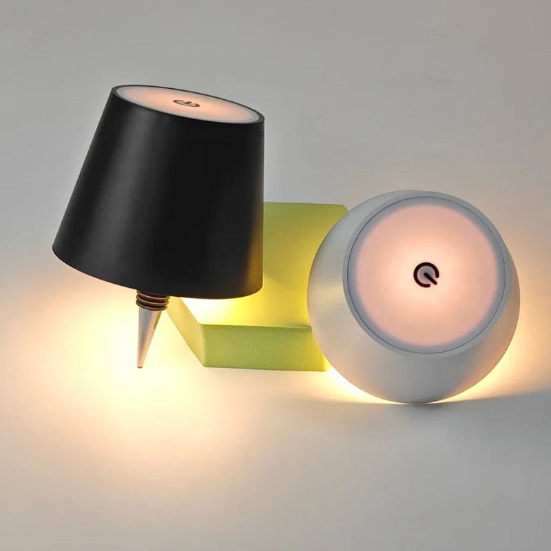 Wine bottle lamp