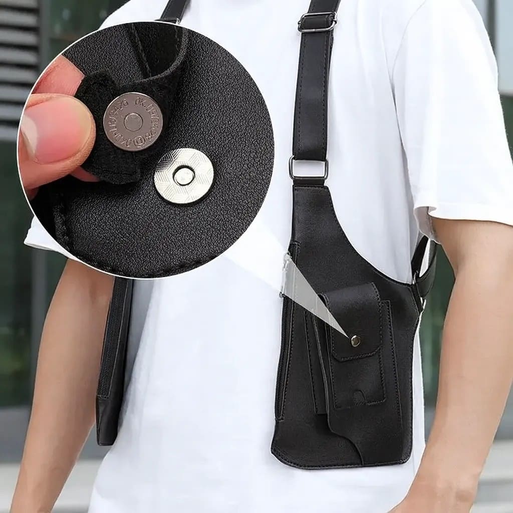 Shoulder bag worn under the arm